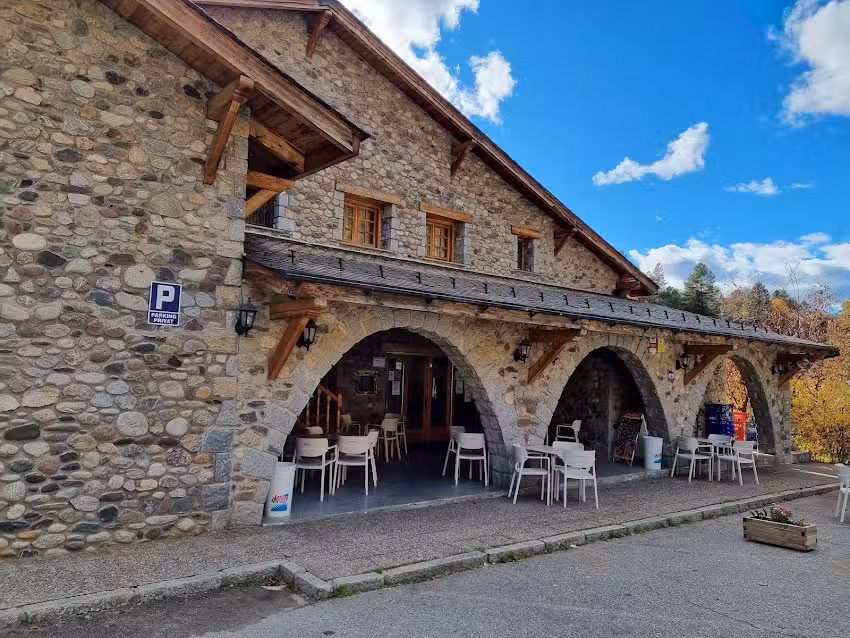 Camping El Pont D&rsquo;Ardaix