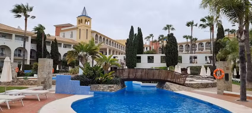 Camping Fuente Del Gallo