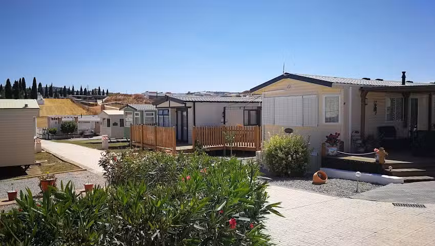 Camping M&aacute;laga: Lazy Days Spain