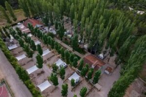 Camping Restaurante Río Tus