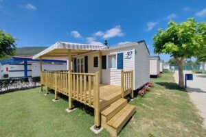 Camping R&iacute;o Nela