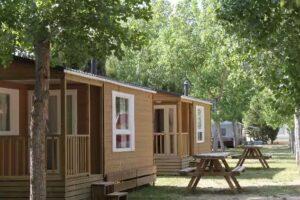 Camping R&iacute;o Vero