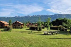 Camping y Bungalows La Chopera