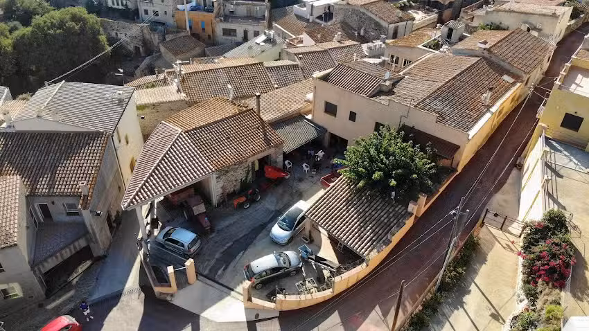 Can Casanovas &ndash; Celler i turisme rural