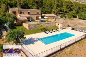 Can Fe – Fincas Roque