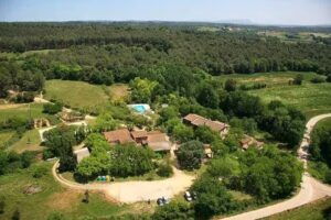 Can Sans Casa de Col&ograve;nies