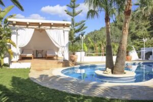 CAN-TEO EIVISSA VILLA HOLIDAYS