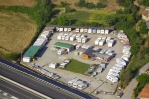 Caravanes la Plana &ndash; Motorhome Rent Escapa-t Tona
