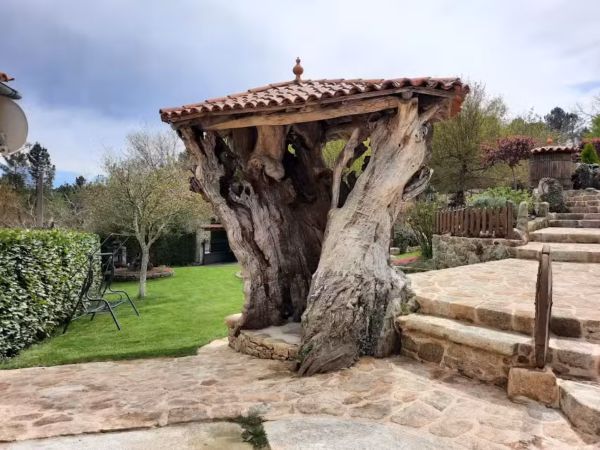 Casa Alburi&ntilde;as