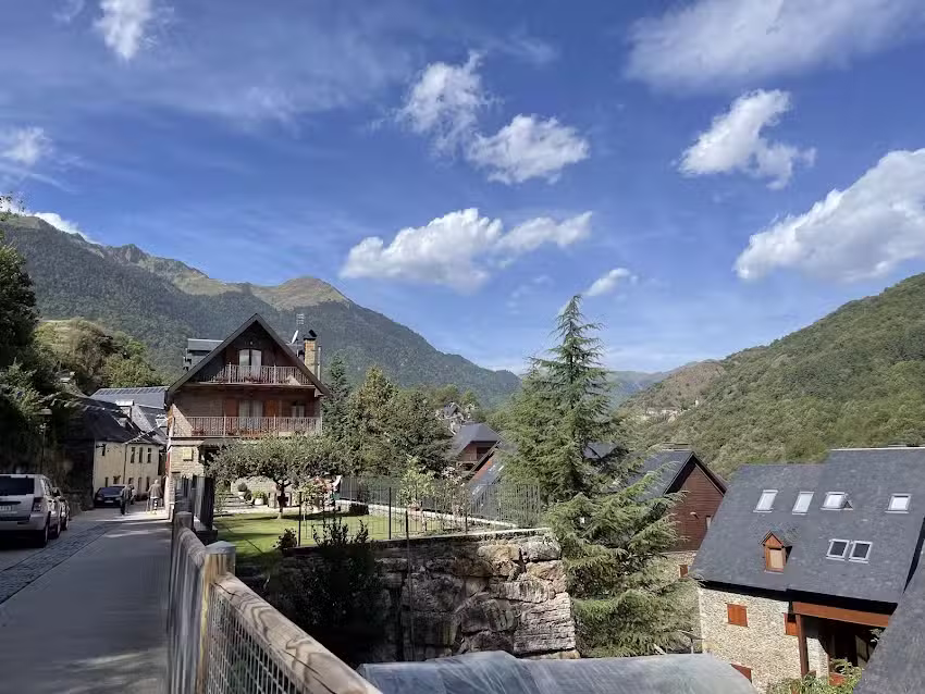 Casa Artiga de Lin by SeaMount Rentals