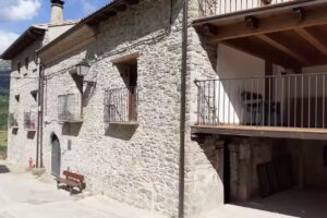 Casa Bi&ntilde;uales