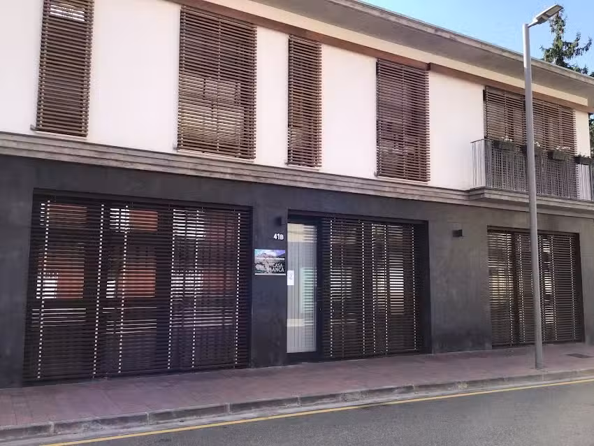 Casa Blanca, by Apartamentos Arnedillo