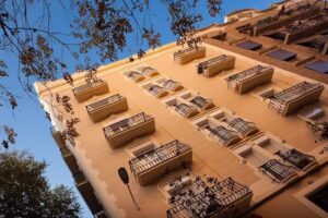 Casa Codina (tur&iacute;stics)