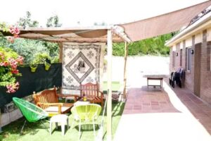 CASA CUBELLS Alojamiento y Desayuno