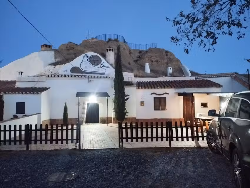 Casa Cueva &laquo;La Ermita&raquo;