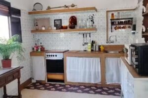 Casa Cueva Rural Tr&eacute;bola