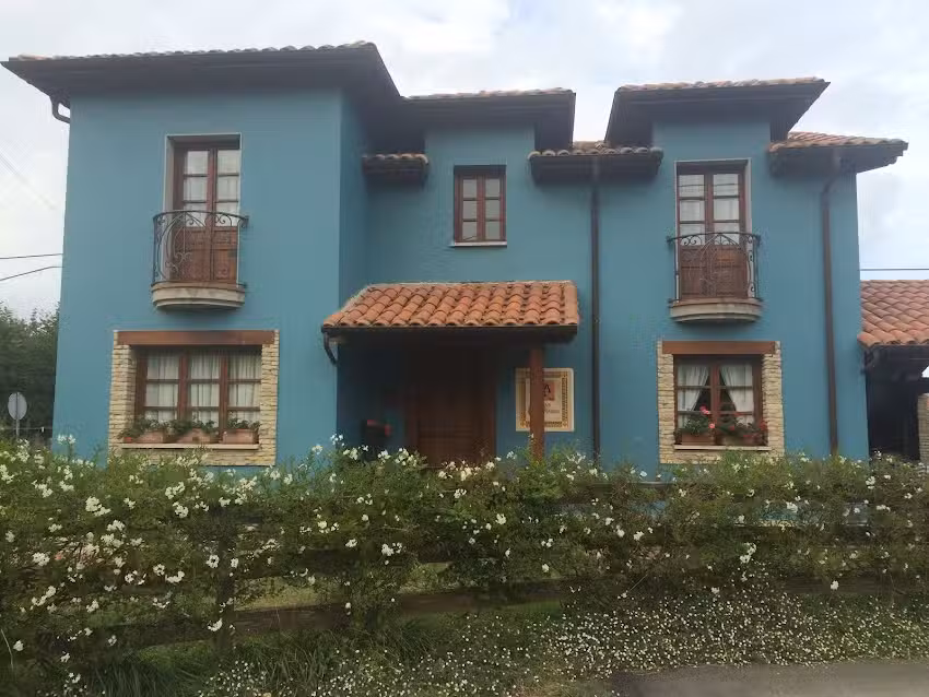 Casa de aldea las casta&ntilde;ares