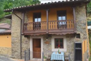 Casa de Aldea Mariana