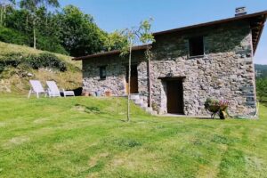 Casa de Atr&aacute;s (Casa rural)