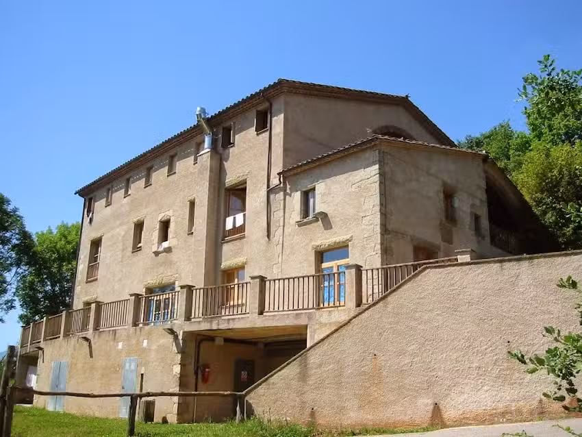 Casa de col&ograve;nies El Company
