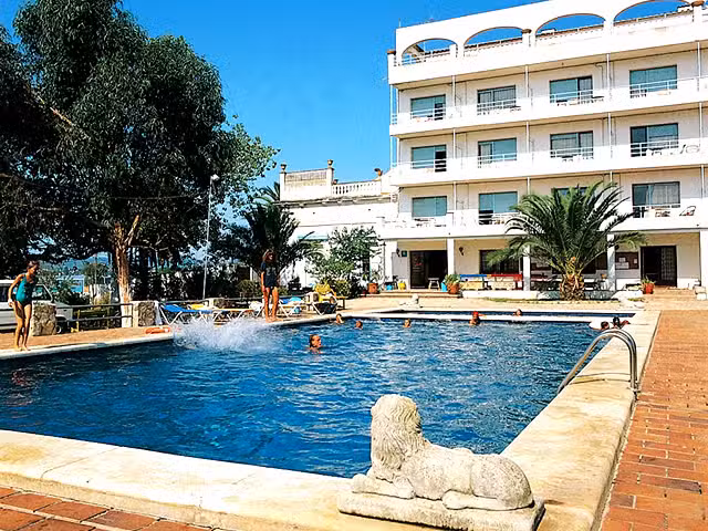 Casa de Col&ograve;nies La Fosca