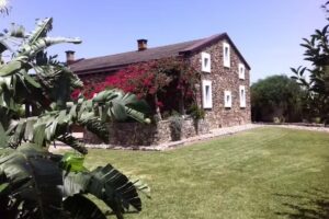 Casa de piedra de la Laguna