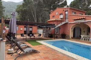 Casa &ldquo;El mirador de los sue&ntilde;os de Llaur&iacute;&raquo;&rdquo;