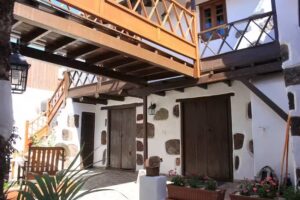 Casa Emblem&aacute;tica Los Ara&ntilde;a