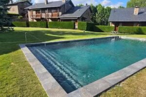 Casa en Bolvir, jardin y piscina