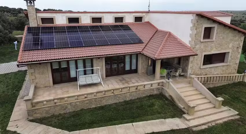 CASA ENTRE PIEDRAS Y ESTRELLAS