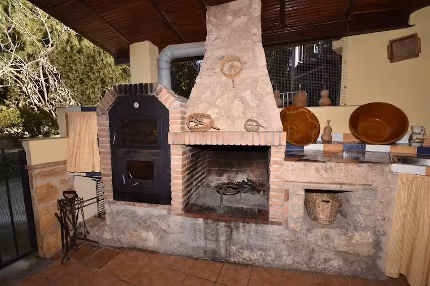 Casa Fuente la Noguera