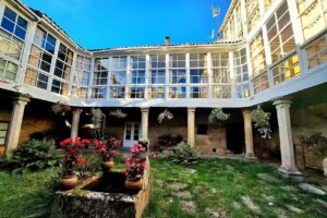 Casa Grande de Trives