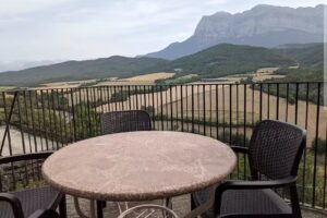 Casa Lacambra de Pueyo