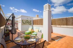 Casa Mares&iacute;a Penthouse &ndash; Pool & Beach