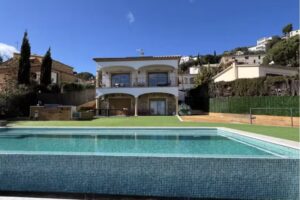 Casa Mas Caba&ntilde;as (Alojamientos Judibar)