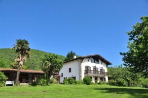 Casa Mendilore – casa rural en Hondarribia