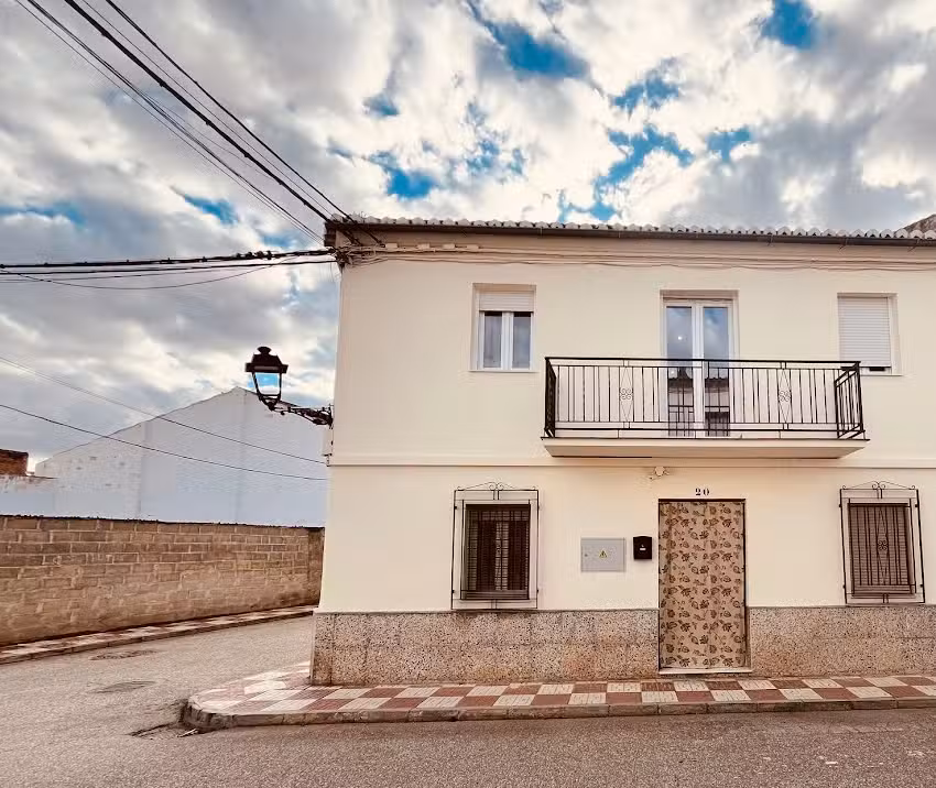 Casa Mercedes Valderrubio Granada