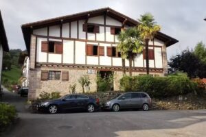 Casa Mikelestonea I y II