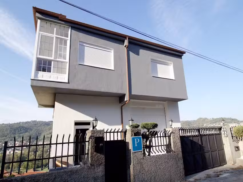 CASA MIRADOR REZA ALOJAMIENTO TERMAS