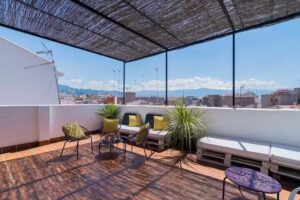 Casa Montalb&aacute;n &ndash; Casa de los Frailes