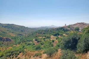 Casa nazari c/ pe&ntilde;o de la mata n 8