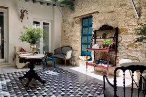 Casa Portus Gaditanus s. XVIII: Patio Andaluz