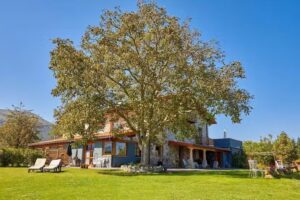 Casa Rural Apartamentos URAIN Suite at Flysch Coast