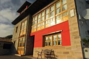 Casa Rural Apartamentos Vallanu