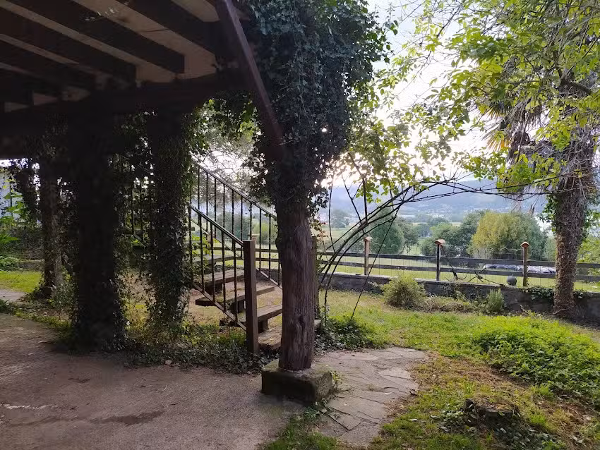 Casa Rural Bajo El Arce del Parque de Cab&aacute;rceno