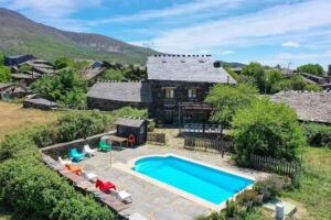 Casa rural El Callej&oacute;n de la Gata. Majaelrayo (Plueblos Negros de Guadalajara)