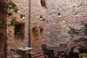 Casa Rural El Castellot