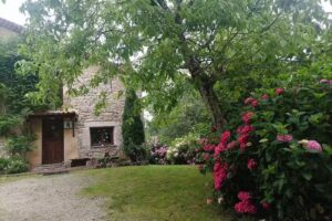 Casa rural el pi&ntilde;ar de Luey