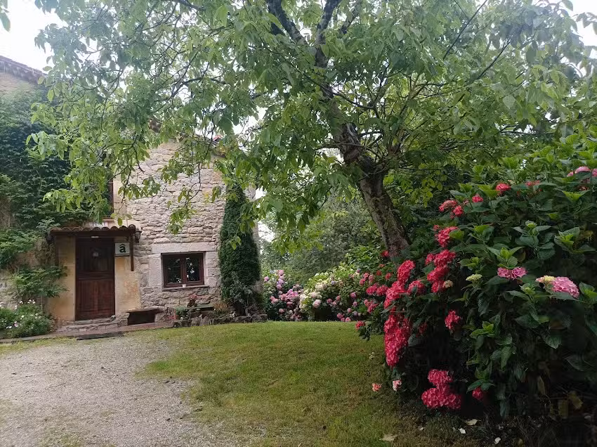 Casa rural el pi&ntilde;ar de Luey