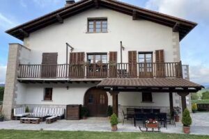 Casa Rural Galain-Alojamiento en el Valle de Utzama